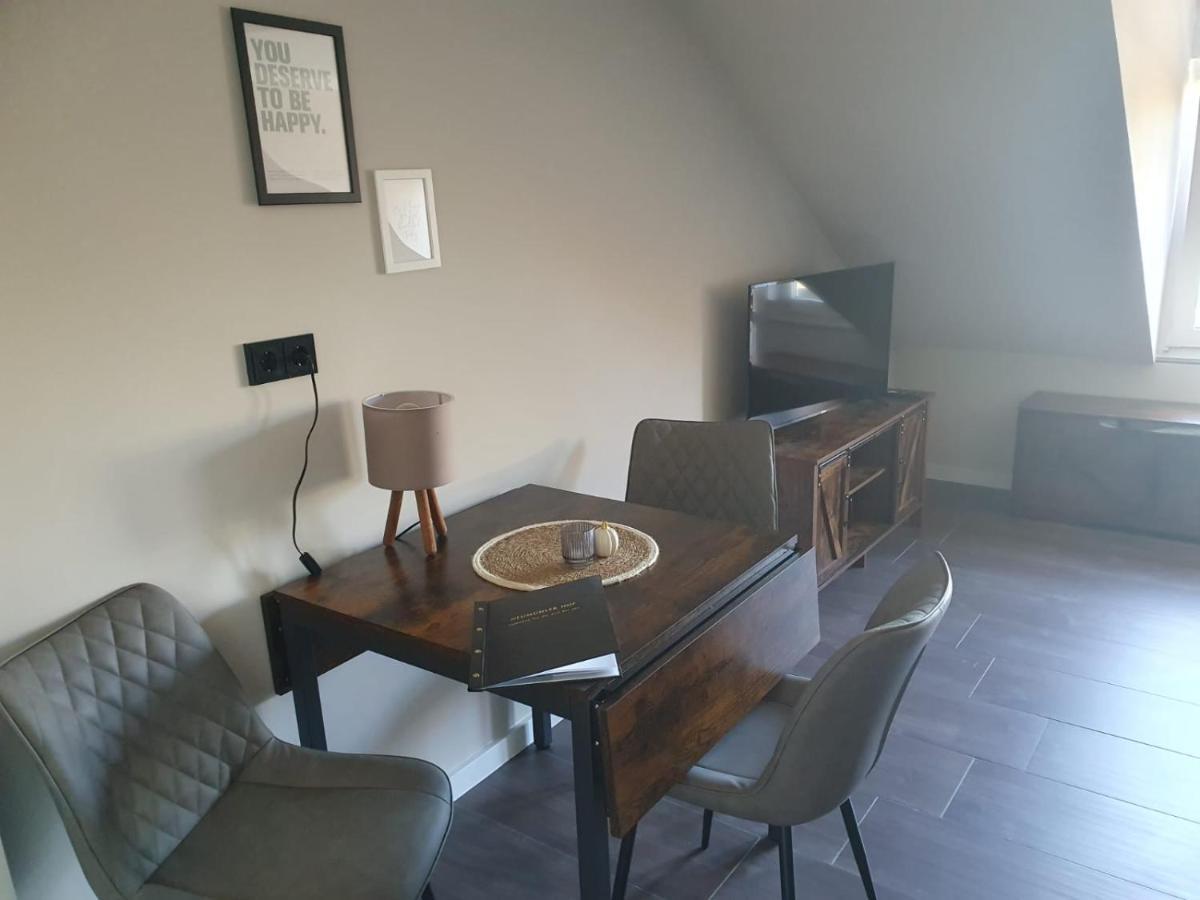 Neumuehler Hof- Ferienwohnung "Benjamin" Mit Grosser Privater Dachterasse Und Guter Anbindung In Die City Σβερίν Εξωτερικό φωτογραφία