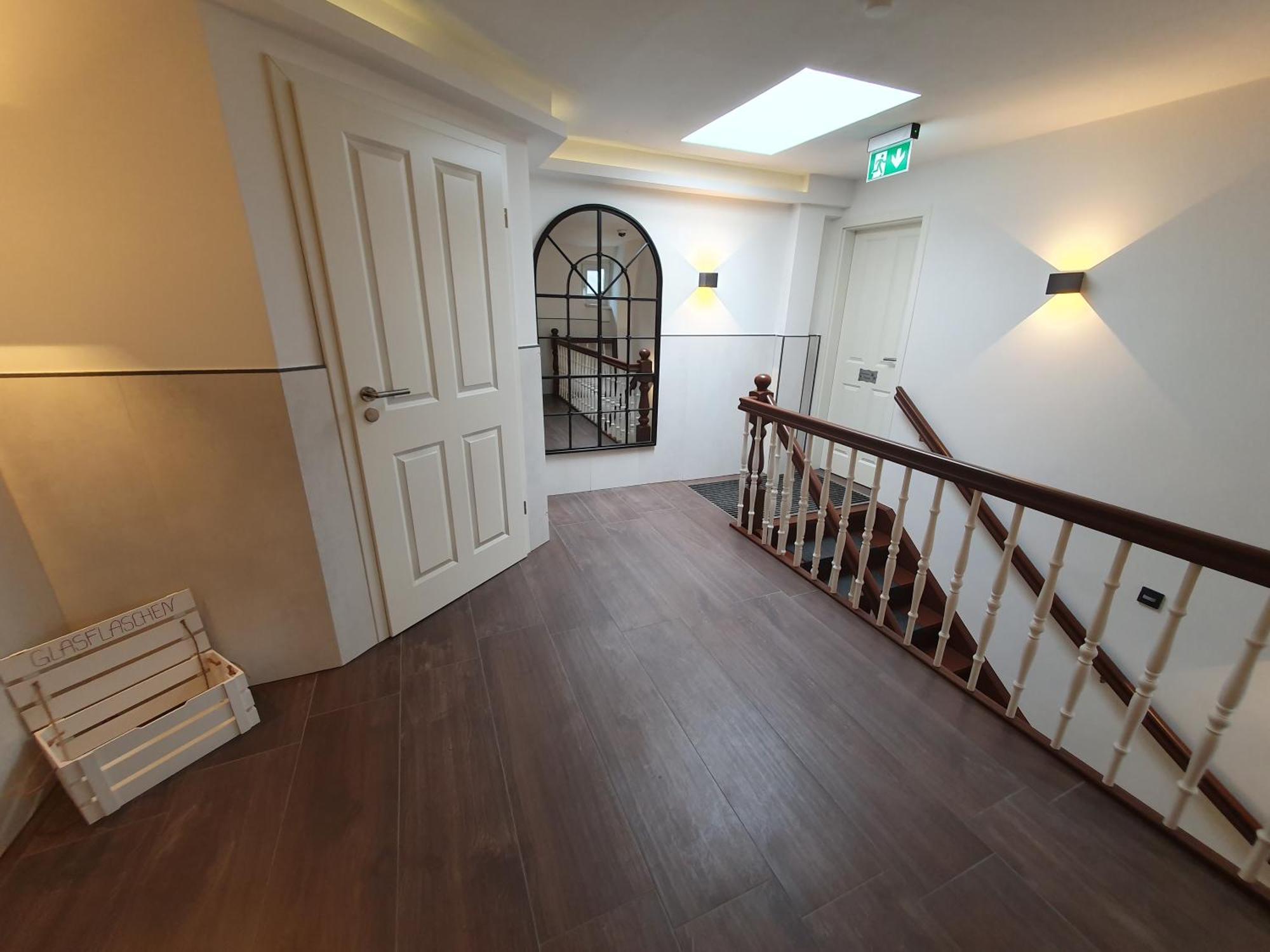 Neumuehler Hof- Ferienwohnung "Benjamin" Mit Grosser Privater Dachterasse Und Guter Anbindung In Die City Σβερίν Εξωτερικό φωτογραφία